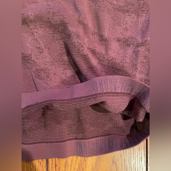 EUC Athleta Momentum Camo Tank, size small, brown camo color - Picture 5 of 5